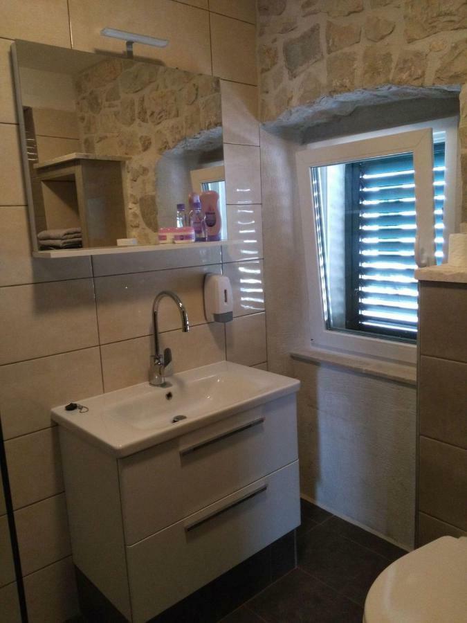 Apartment Buga Slatine Extérieur photo