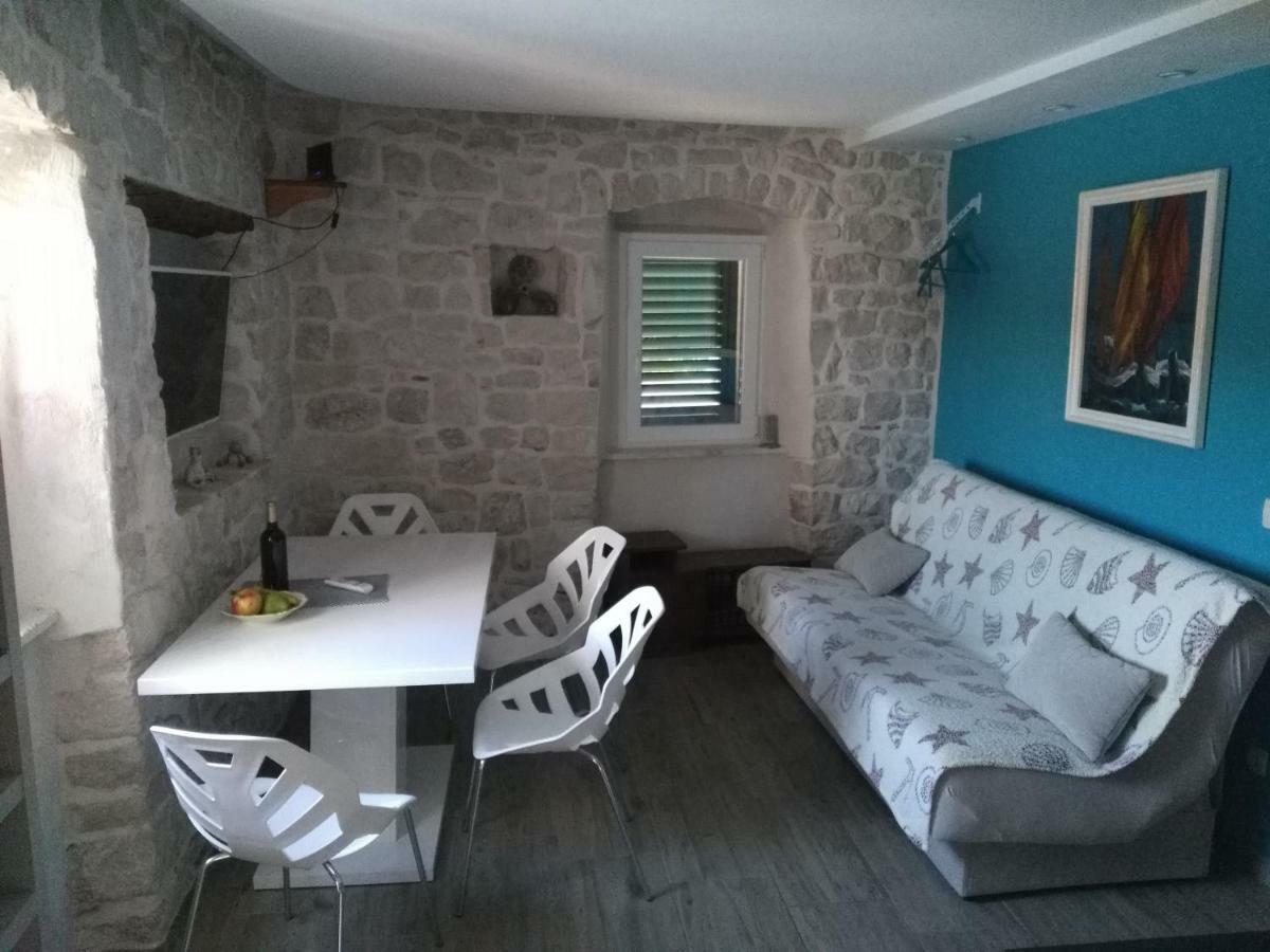 Apartment Buga Slatine Extérieur photo